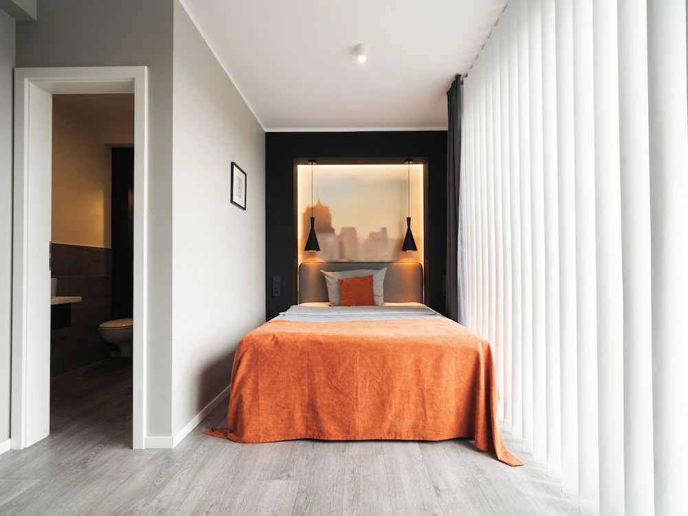 JustStay Solingen 18/50