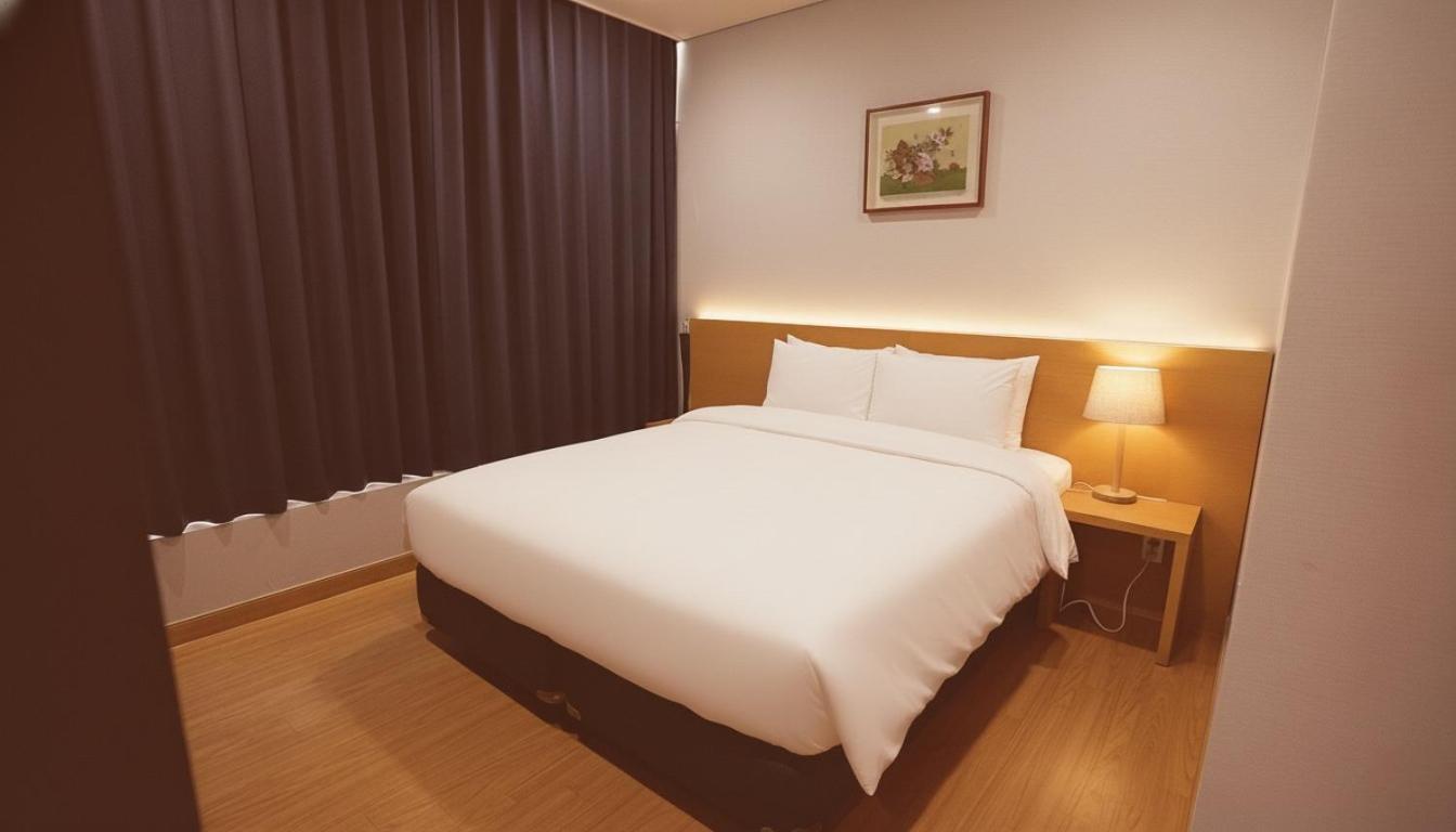 Central, City, Suite