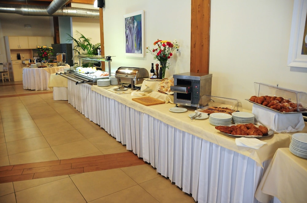 SIRA RESORT 46/71