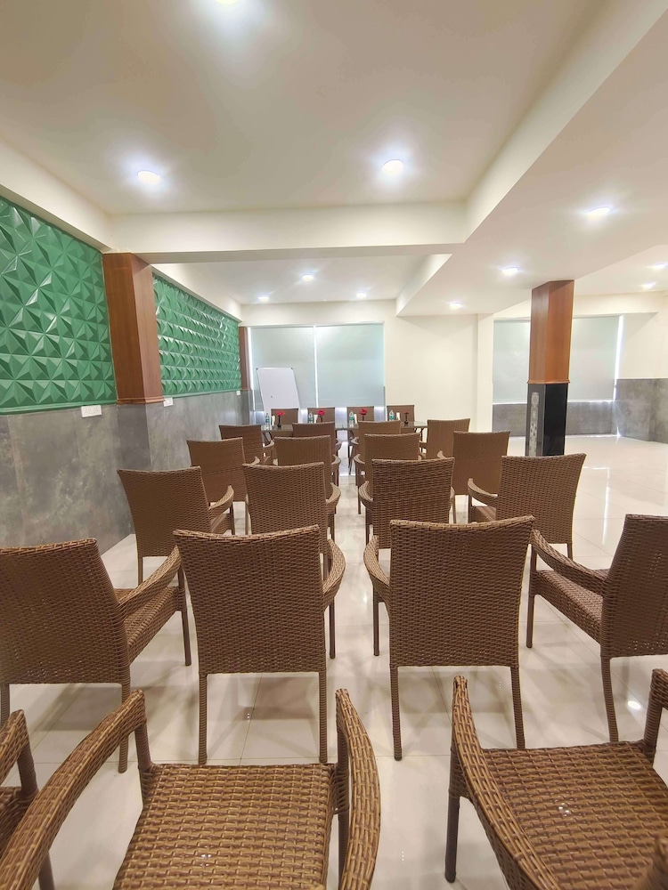 Grand Continent Anjuna A Sarovar Portico Affiliate Hotel 39/60
