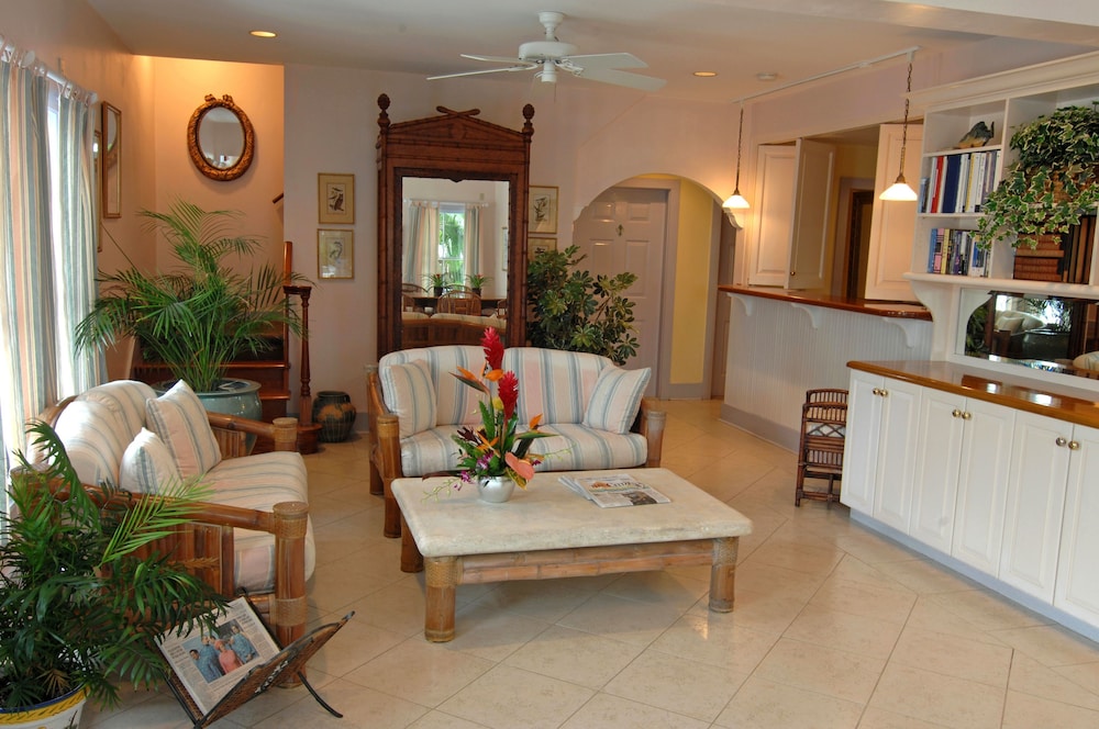 Heron House Court - Adult Only 53/65