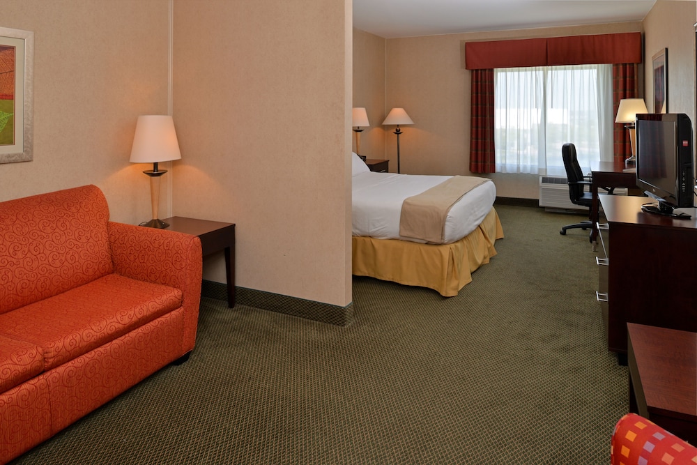 Holiday Inn Express Hotel And Suites Ocean City 40/70