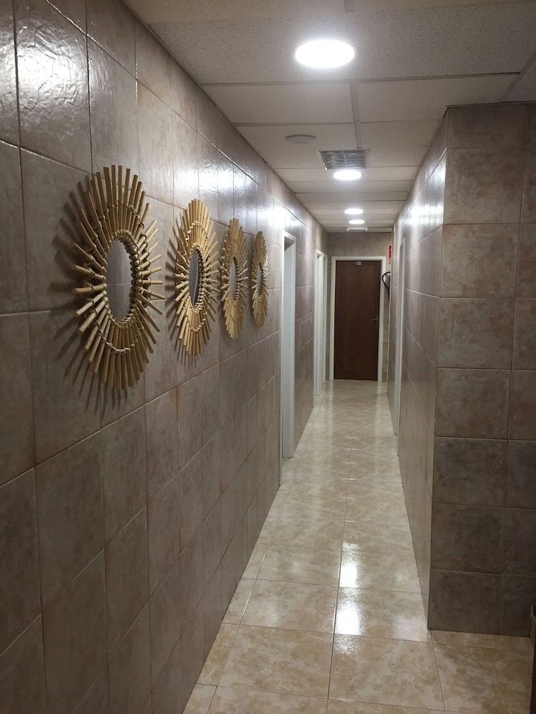 Residencia Cardona 41/57