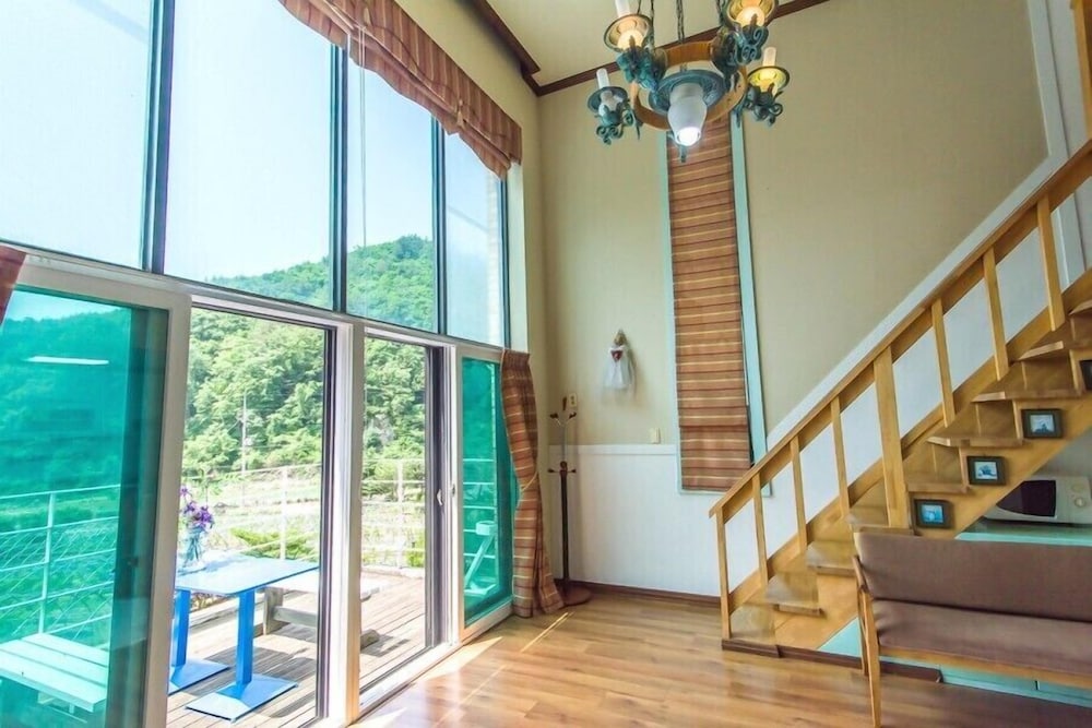Peongcang Sunny Junny Pension 37/50