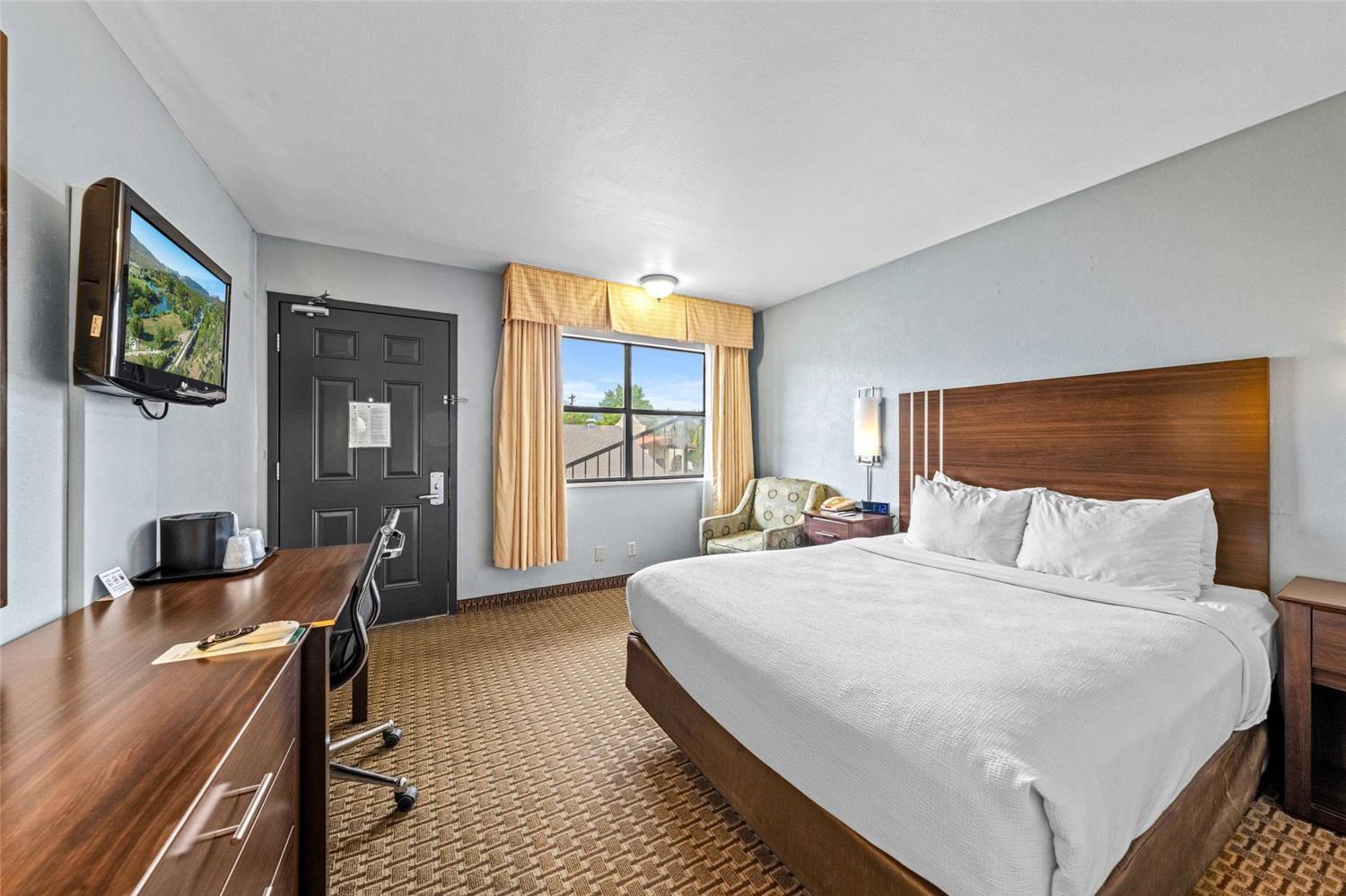 Room, King Bed