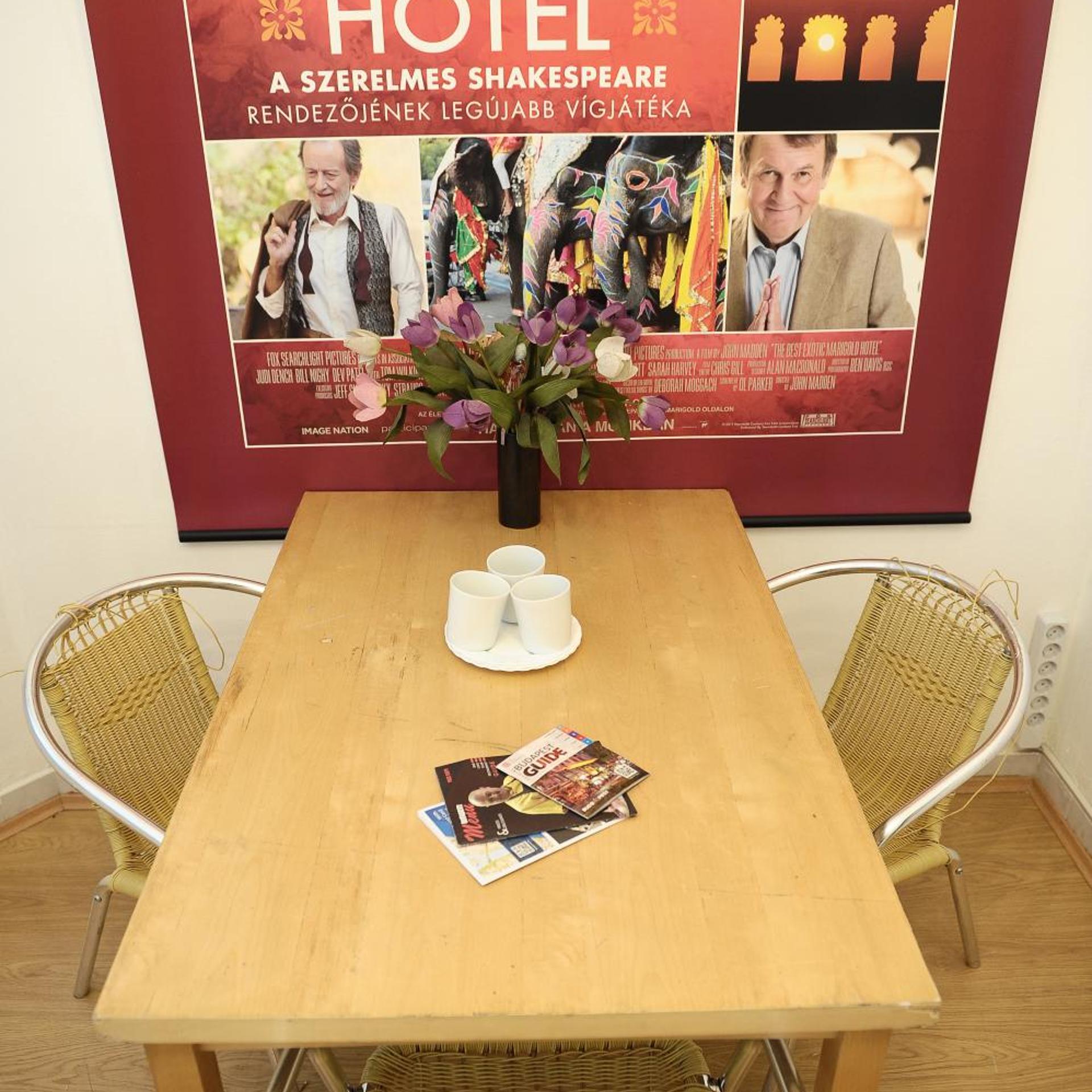 Westend Hostel 24/31