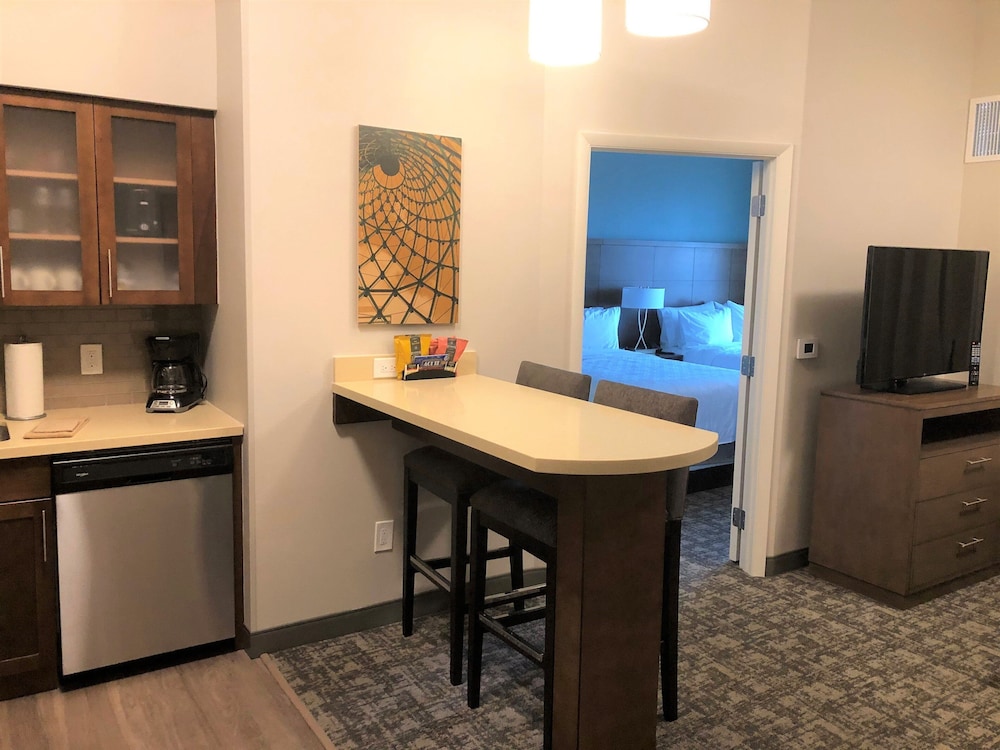 Staybridge Suites Vero Beach, an IHG Hotel 44/76