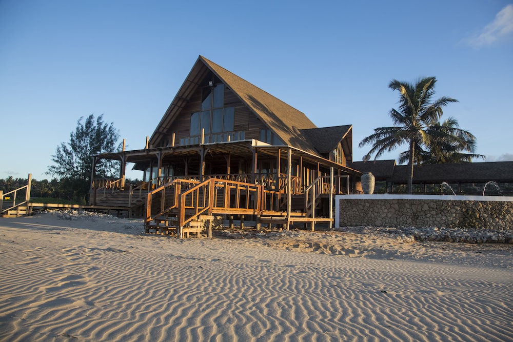 SENTIDOS BEACH RETREAT 5/76