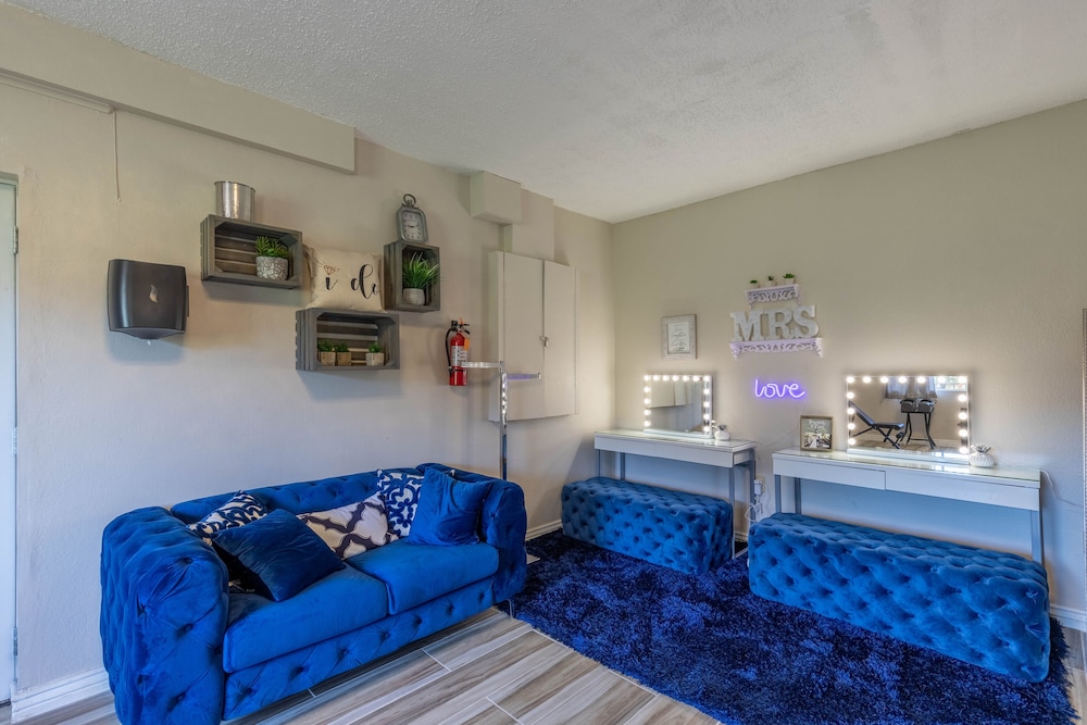 Cedars Resort 33/68
