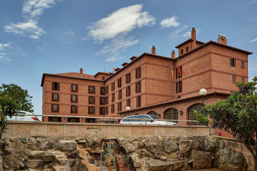 Parador De Calahorra 1/47