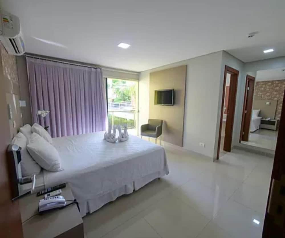 Marrua Hotel 12/49