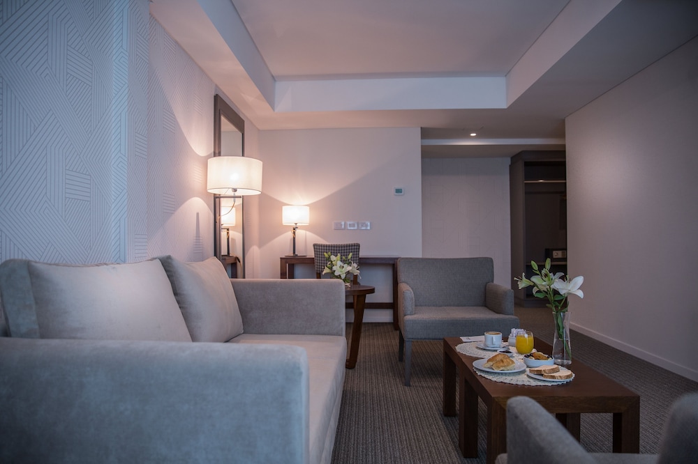 Howard Johnson Plaza by Wyndham Buenos Aires 28/34