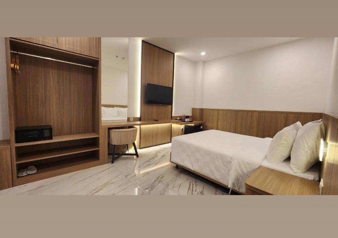 Kaberaz Luxury By AMITHYA 6/23