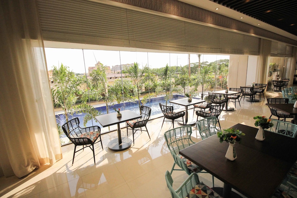 Mella Hotel 42/50
