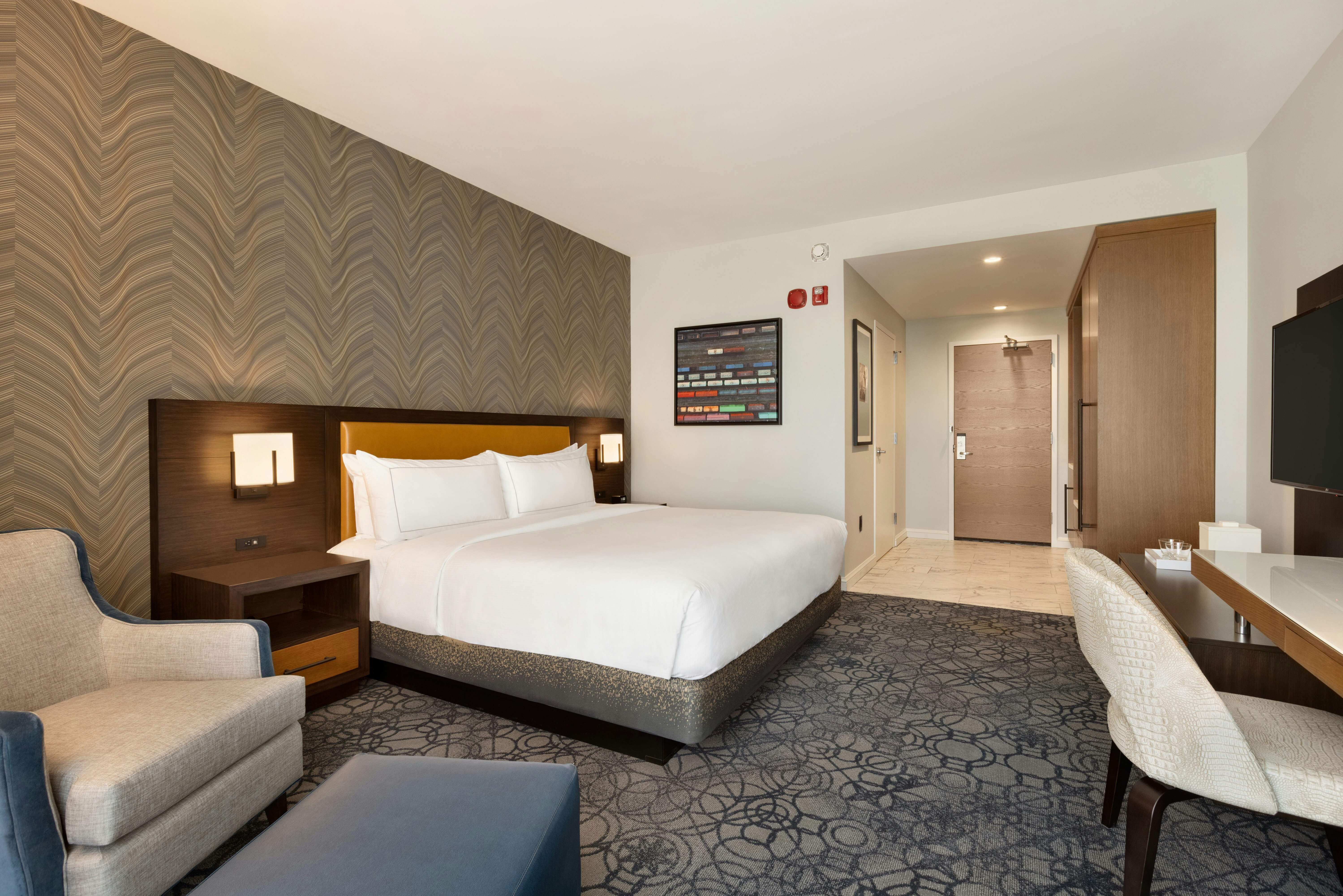 ROOM, KING BED, ACCESSIBLE
