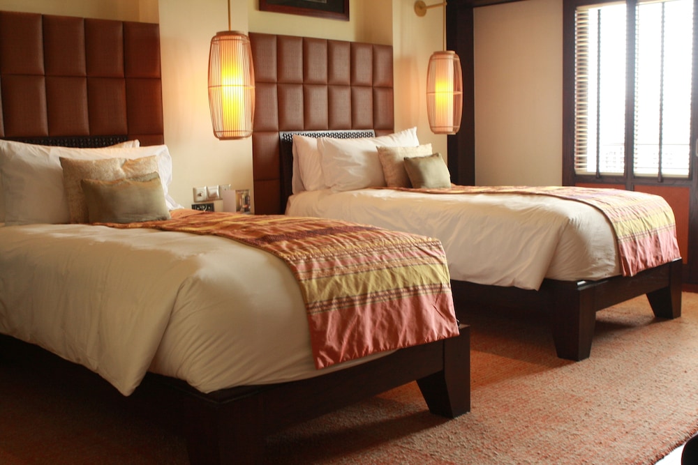 Intercontinental Hanoi Westlake 17/78