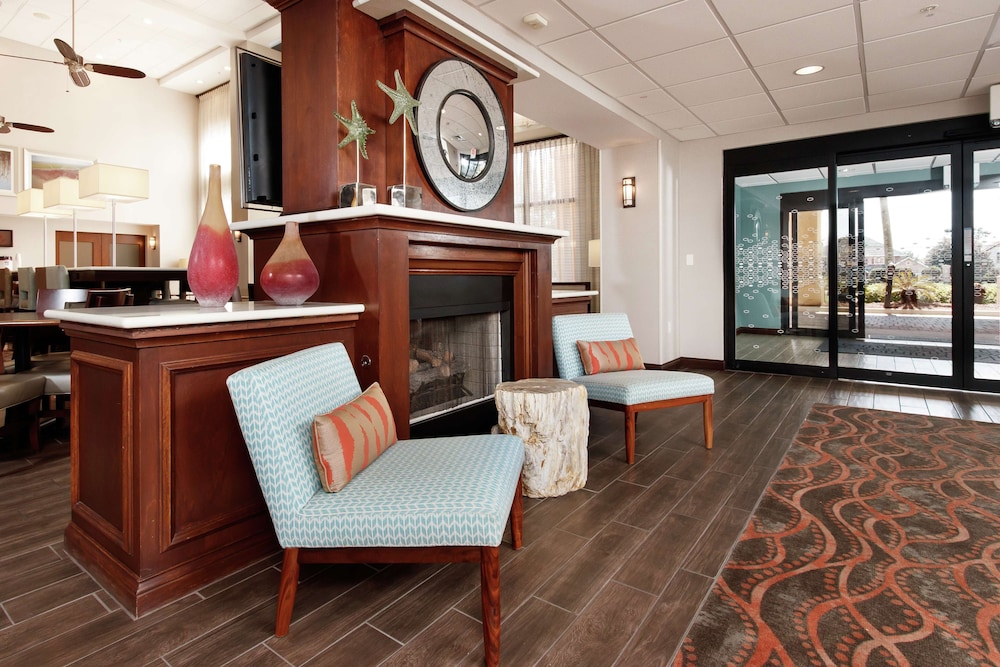 Hampton Inn and Suites Navarre 33/53