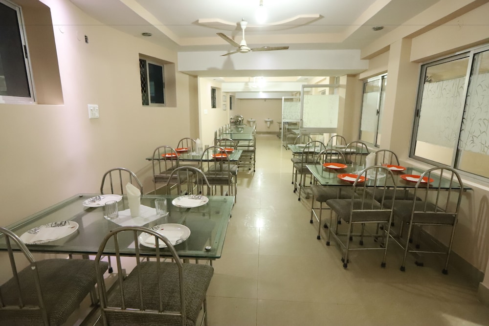 Larica Holiday Inn Puri 13/16