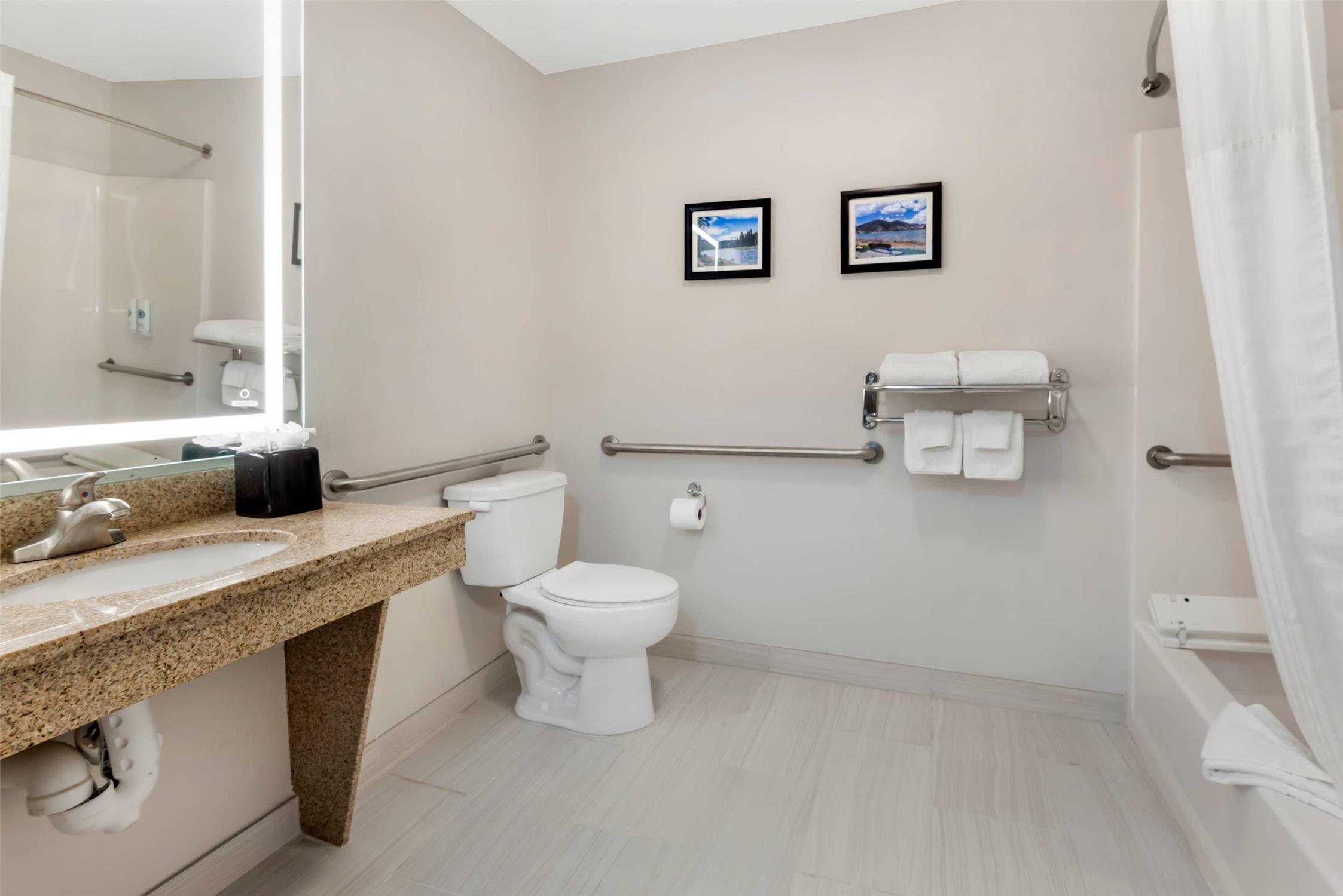 Comfort Inn and Suites Rifle 48/49