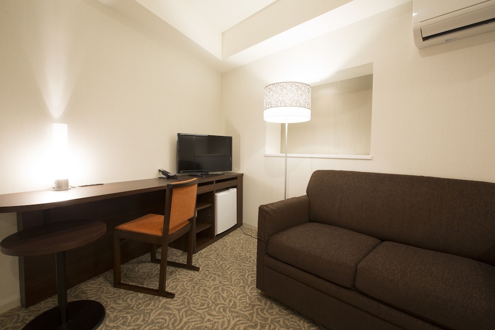 Urban Hotel Kyoto-Nijo Premium 50/64