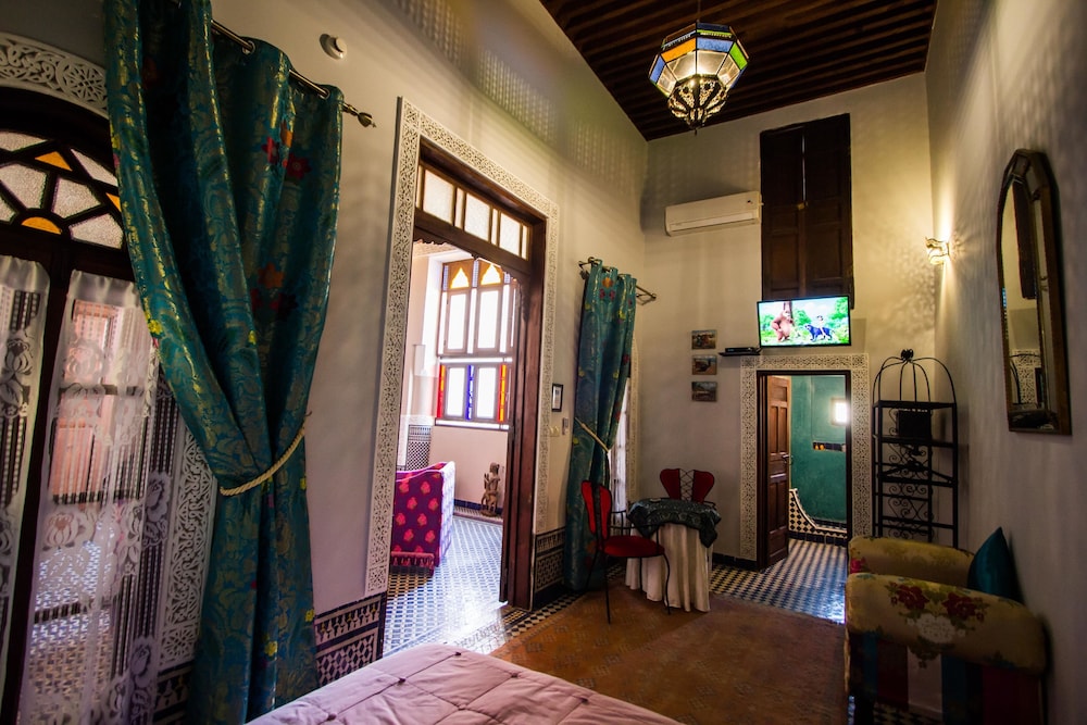 Riad Letchina 30/50