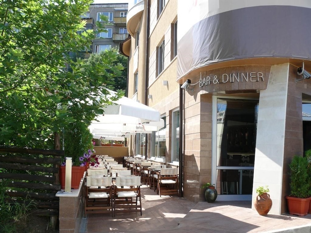 Business Hotel Elate Plaza 6/68