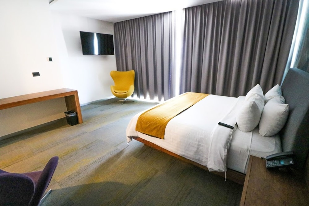 Hotel Belo Grand Morelia 44/55