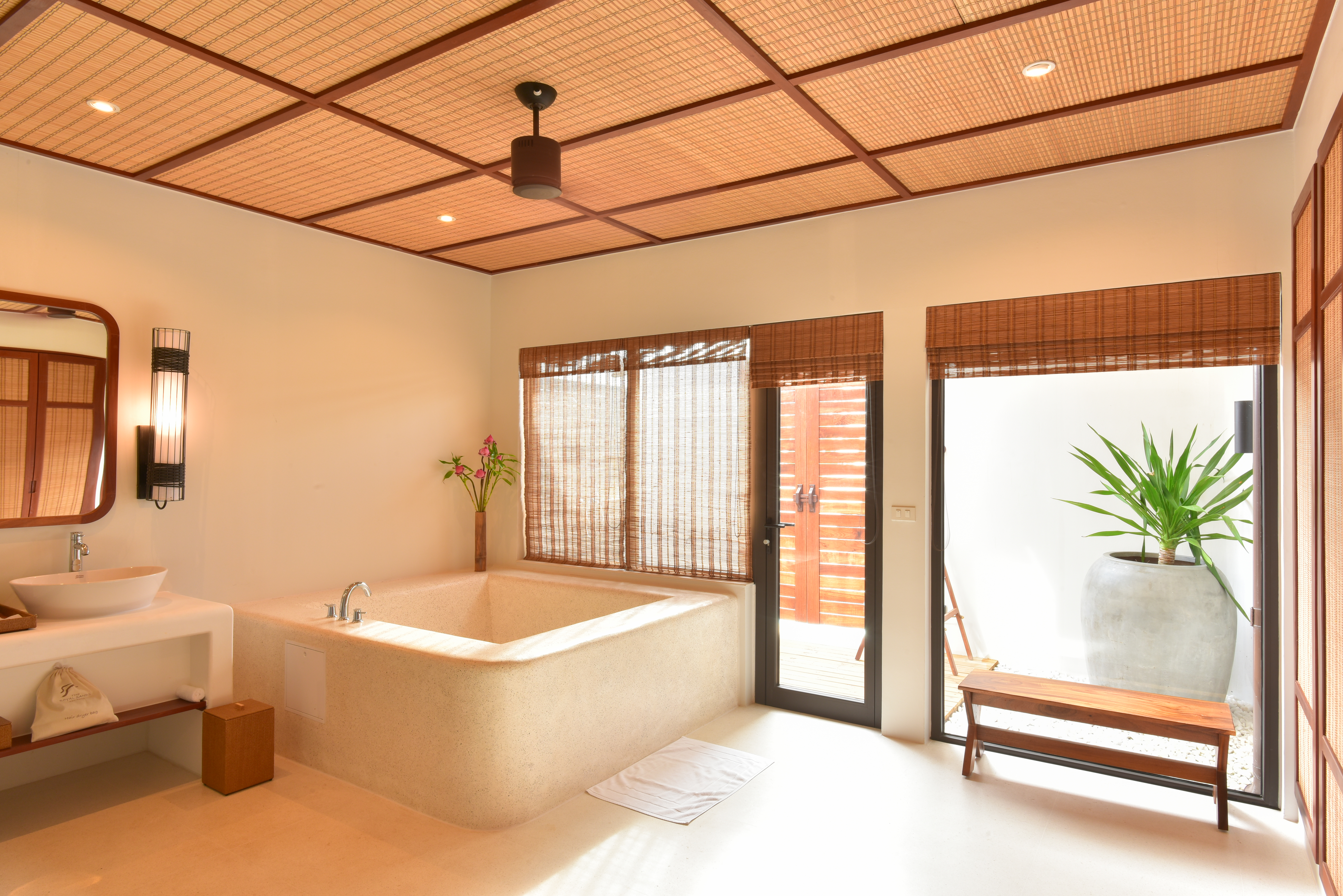 Deluxe Pool Villa