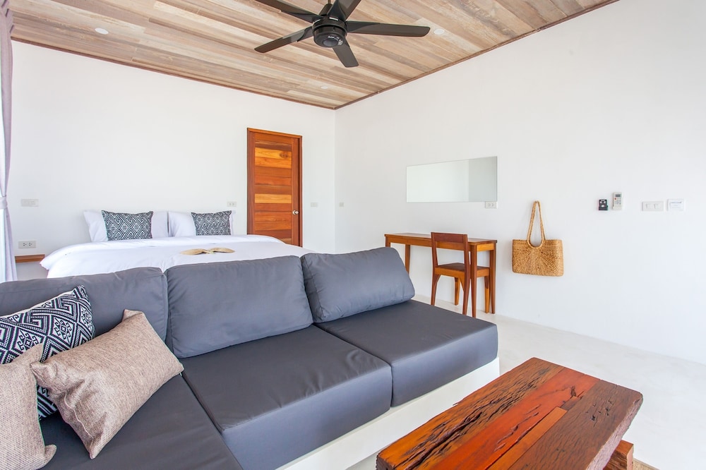 The Humble Villas 20/36
