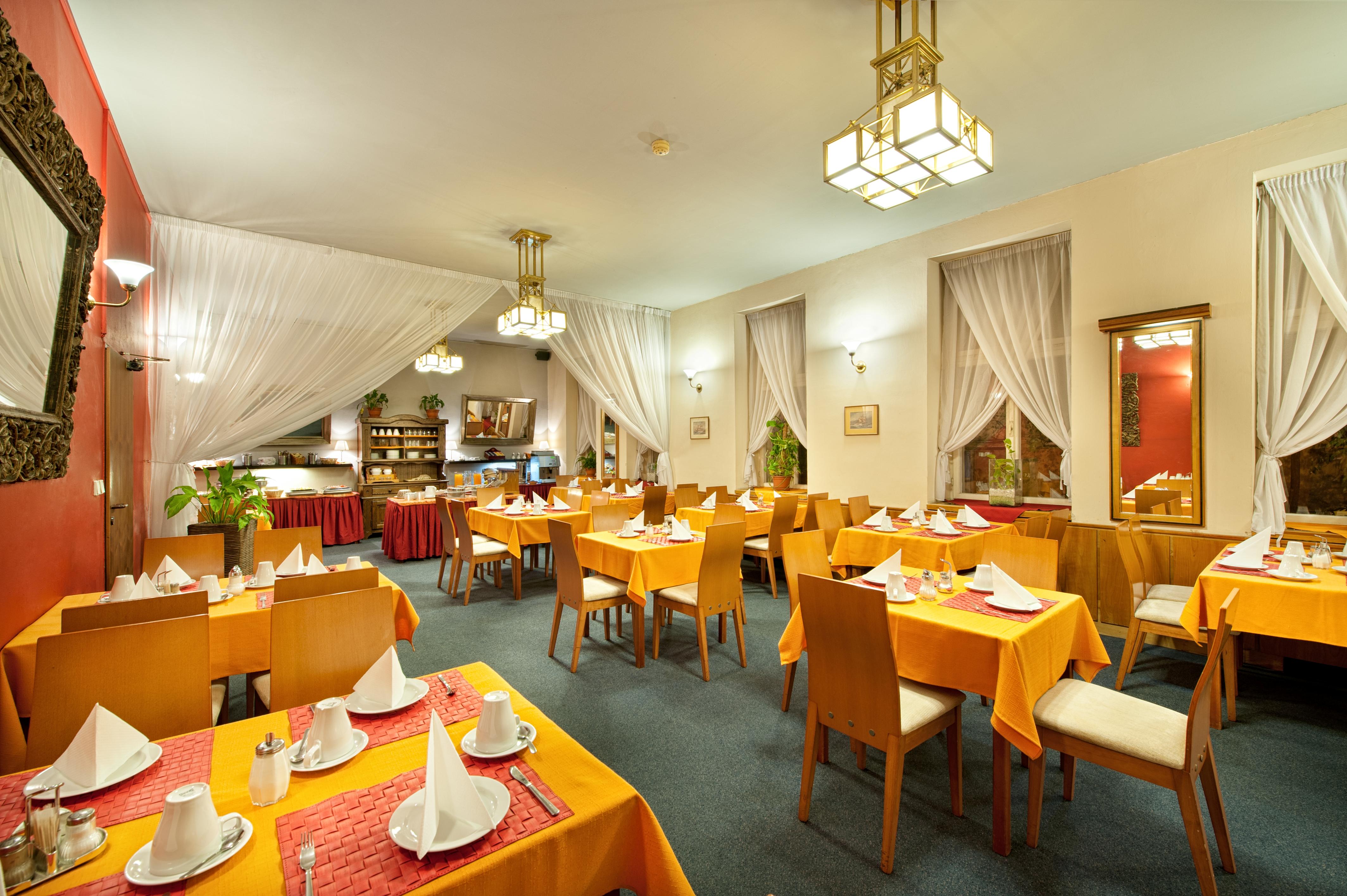 Hotel Aron 10/15