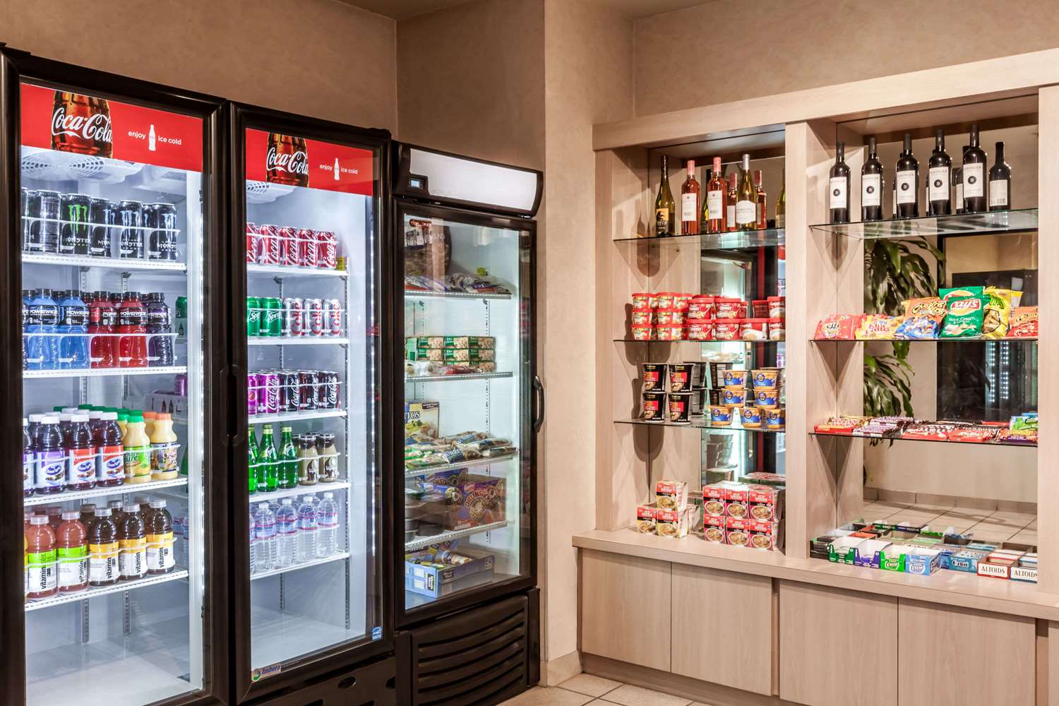 华美达酒店by温德姆酒店Bakersfield北(Ramada by Wyndham Bakersfield North) 图片4