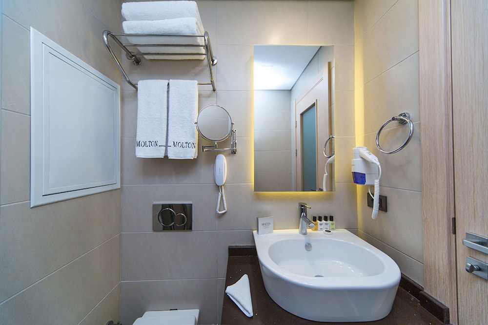 Molton Monapart Mecidiyekoy 56/58