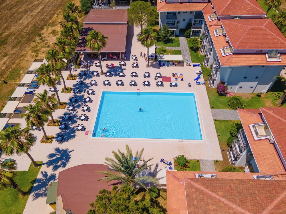 Sural Garden 6/66