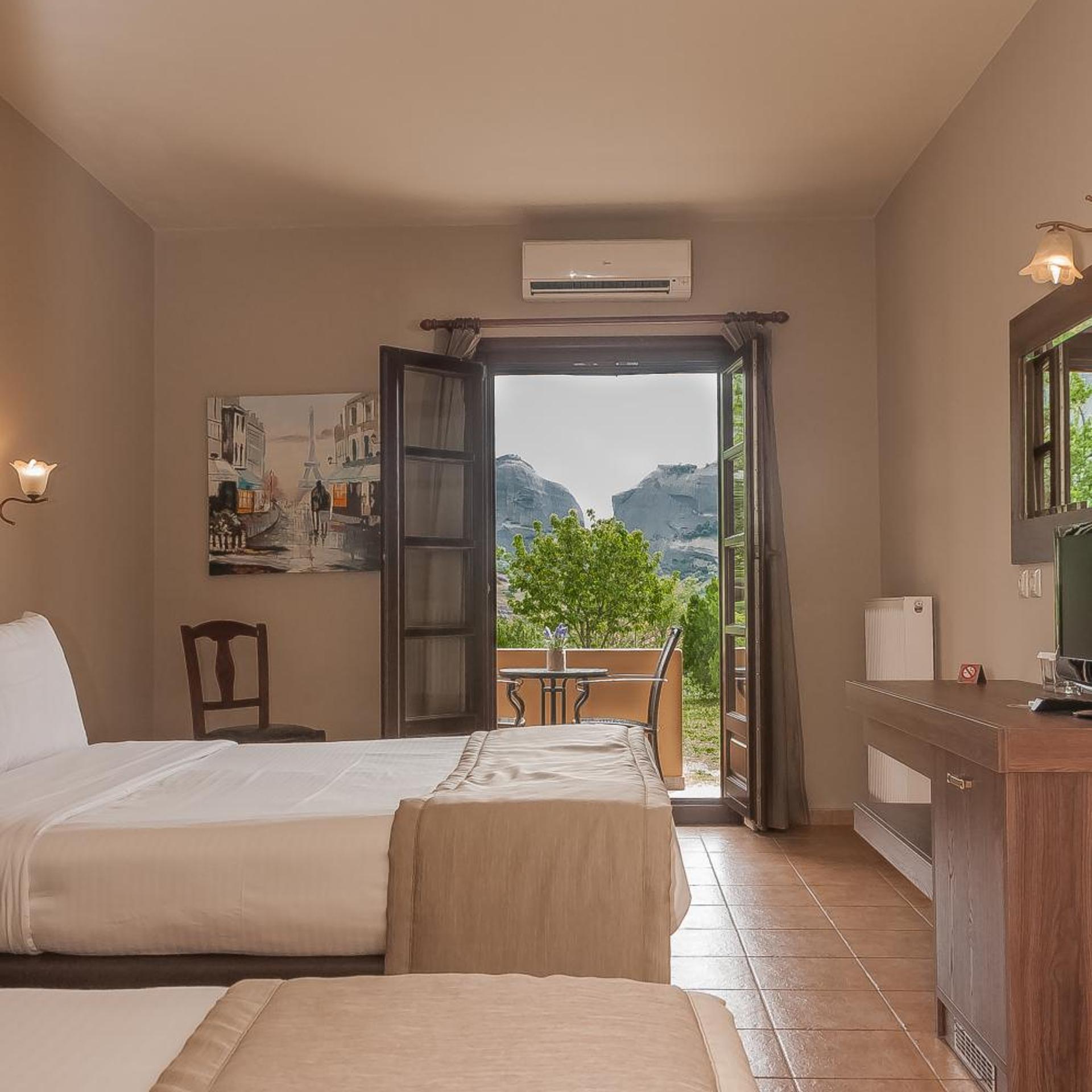 Room, Triple, Private Garden, Ground Floor