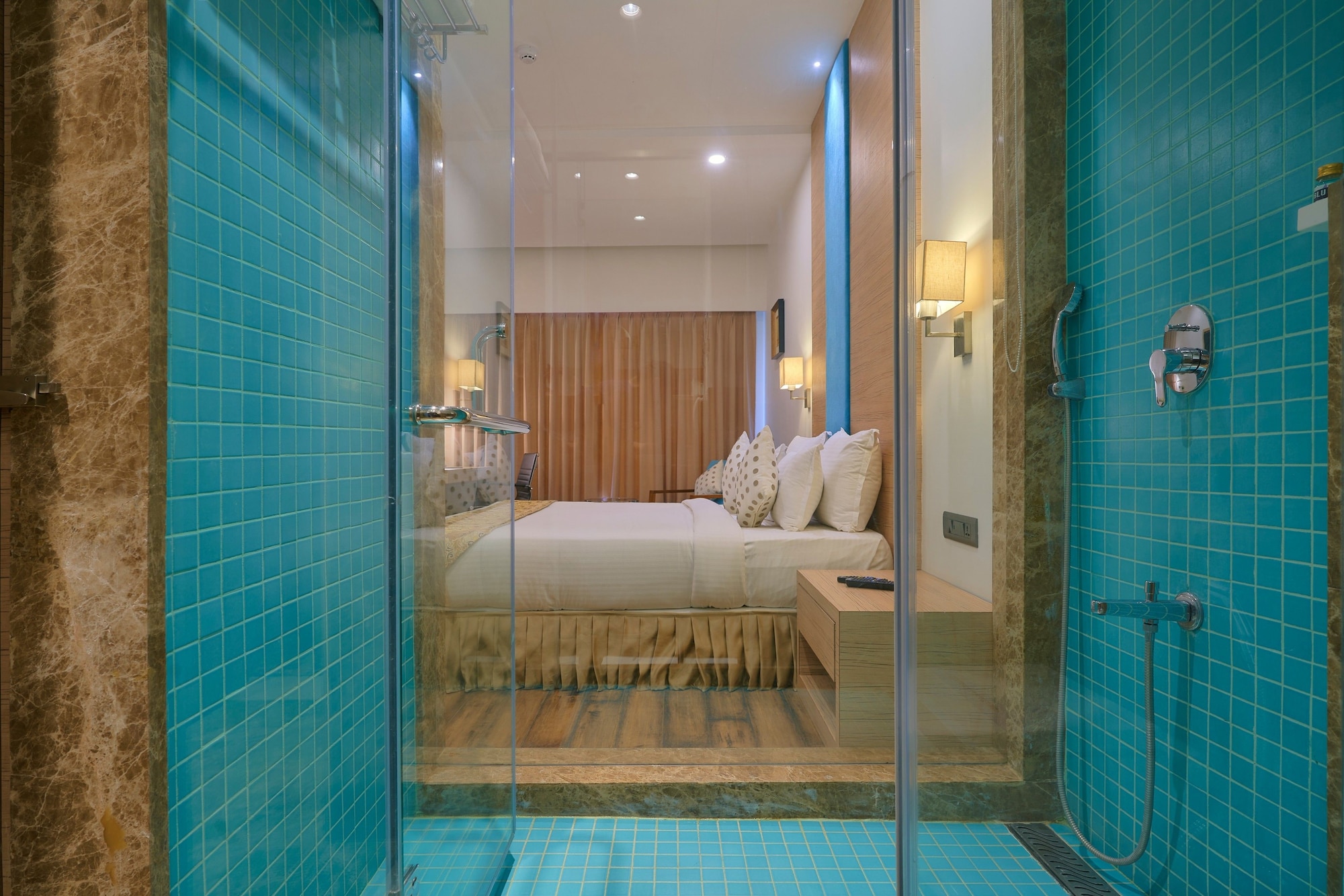 جناح فاخر بسرير كينج، Blu Feather Hotel & Spa 9/9