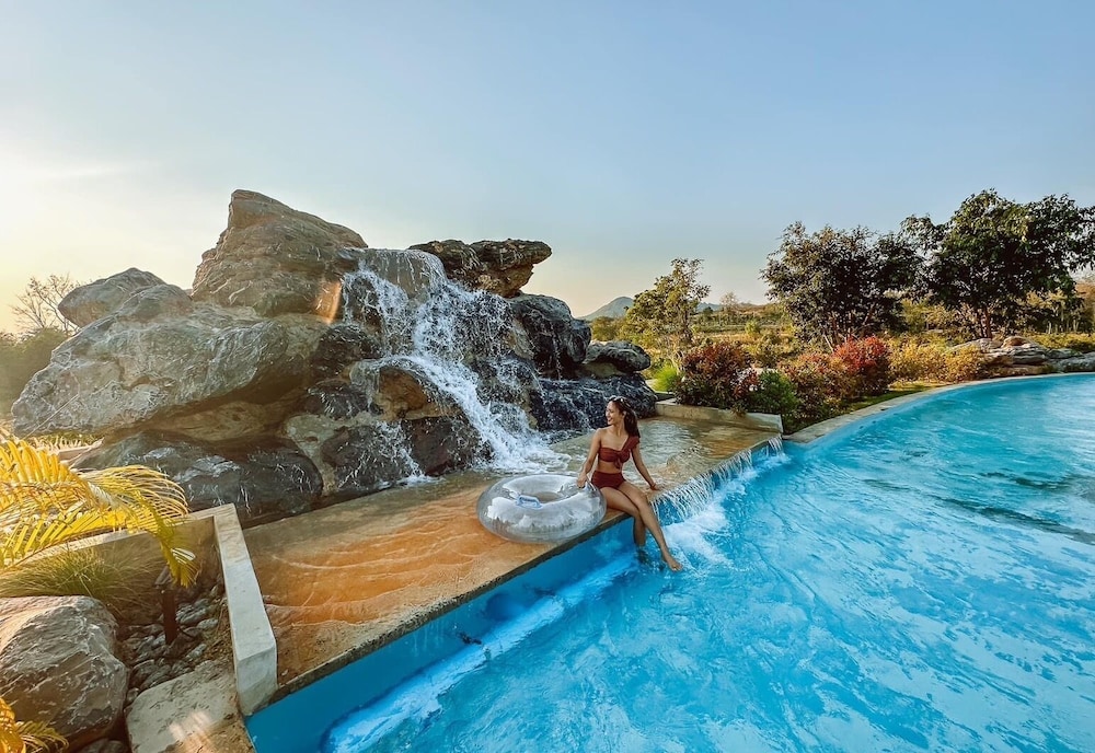 Jupiter Trevi Resort and Spa 21/24