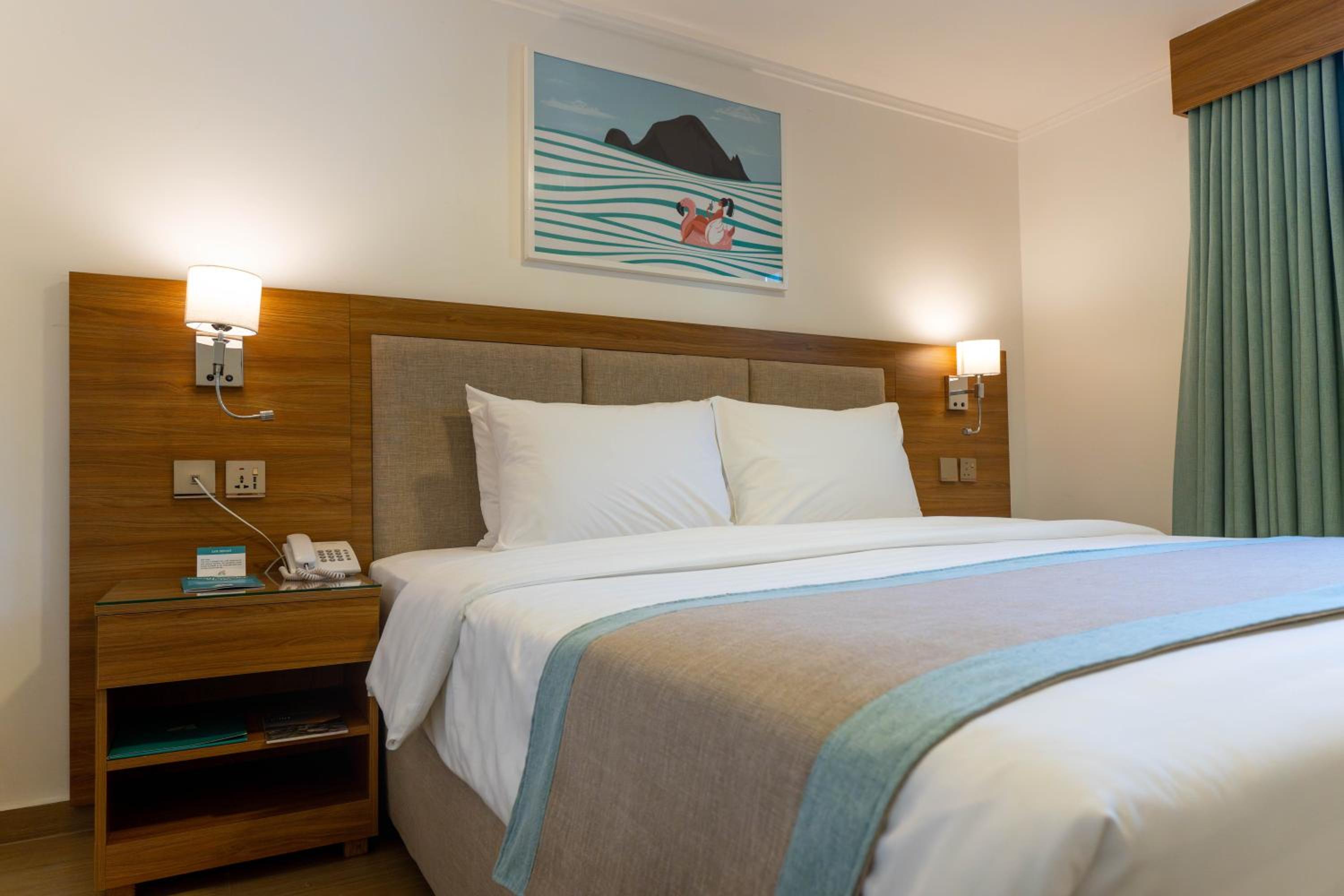 Sandy Beach Hotel Resort 18/55