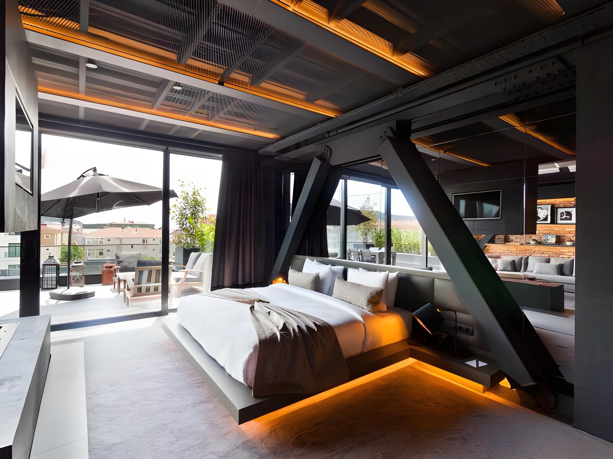 PRESIDENTIAL, SUITE