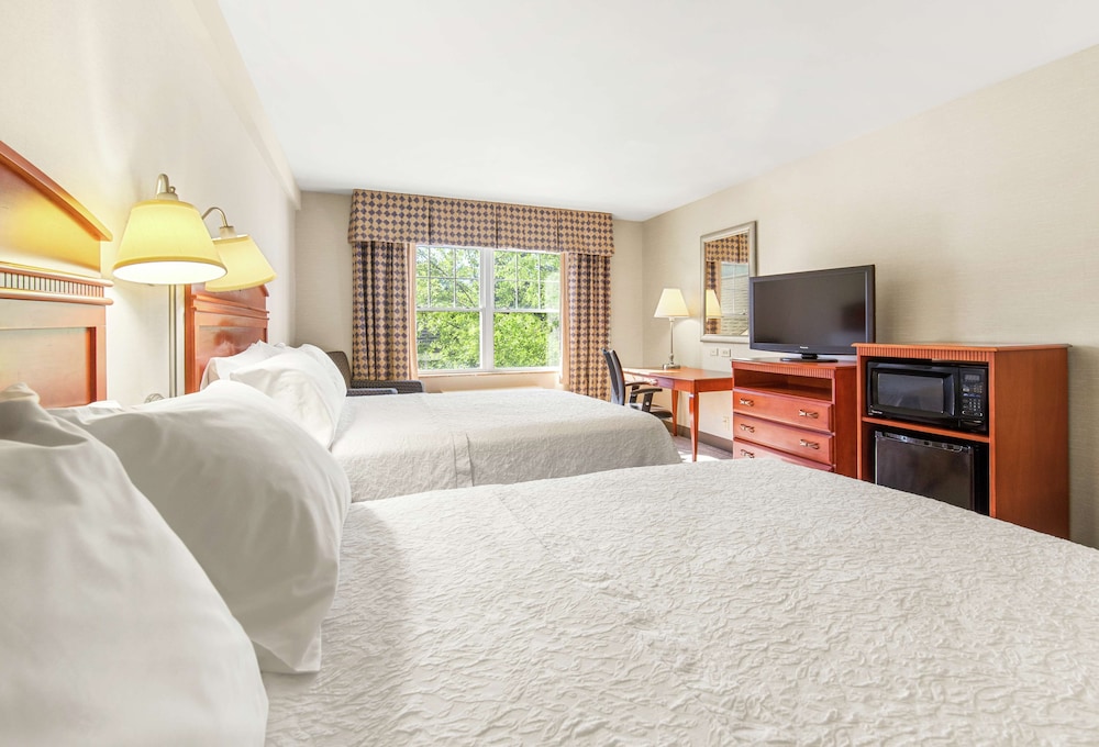 Hampton Inn & Suites North Conway 10/39