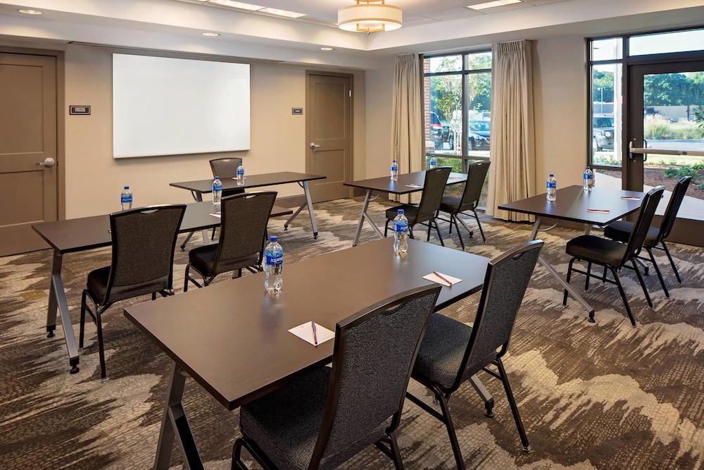 Residence Inn By Marriott Charleston Summerville 37/39