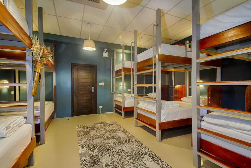 Hom Hostel & Cooking Club 15/49