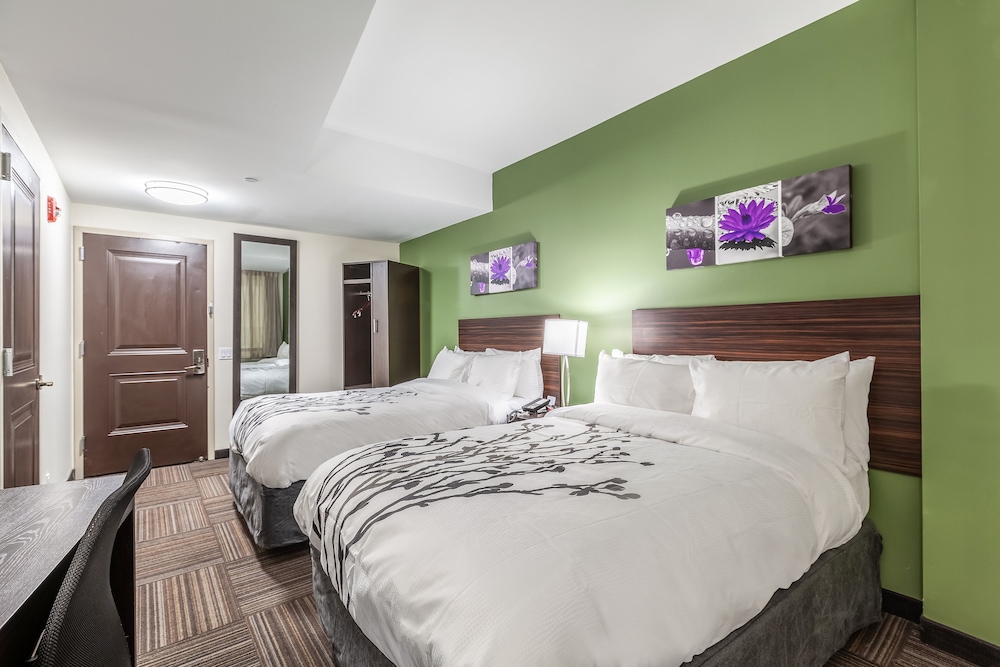 Van Wyck Hotel & Suites Near JFK Airport 18/46