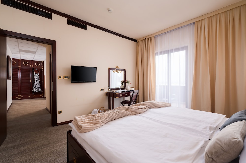 Hotel Nautica 15/72