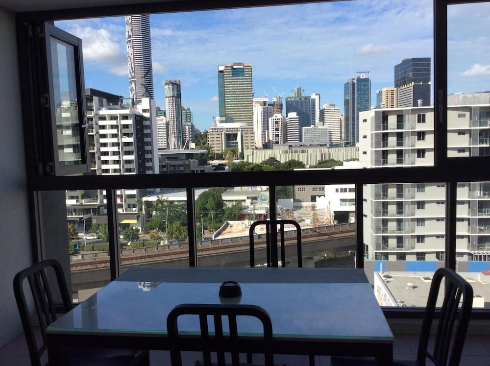 Morgan Suites 49/64