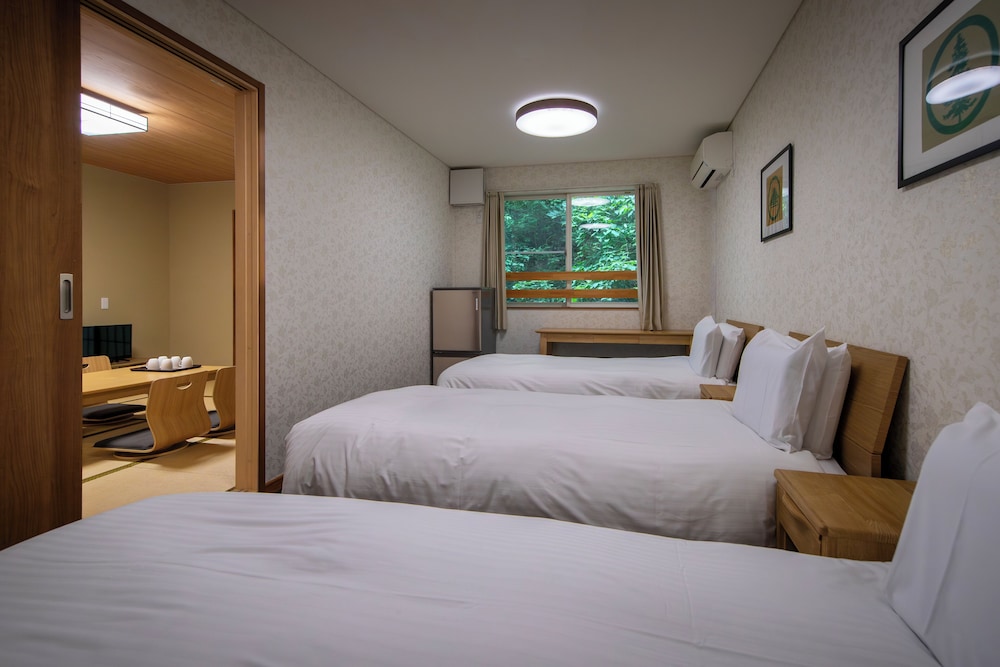 Fujiyama Inn Conifer 10/50