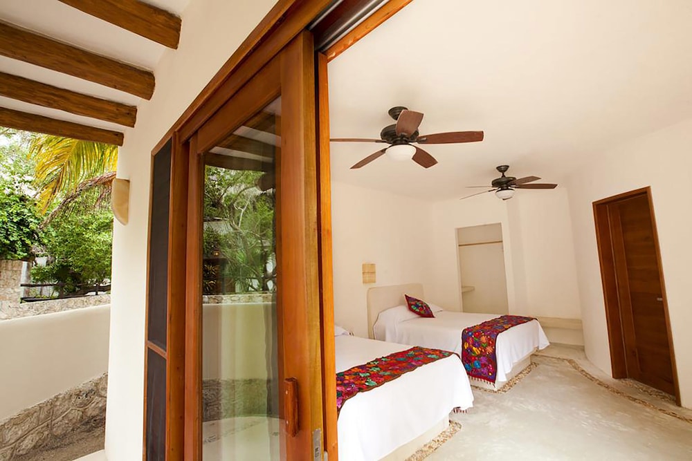 Casa Iguana Holbox 12/37