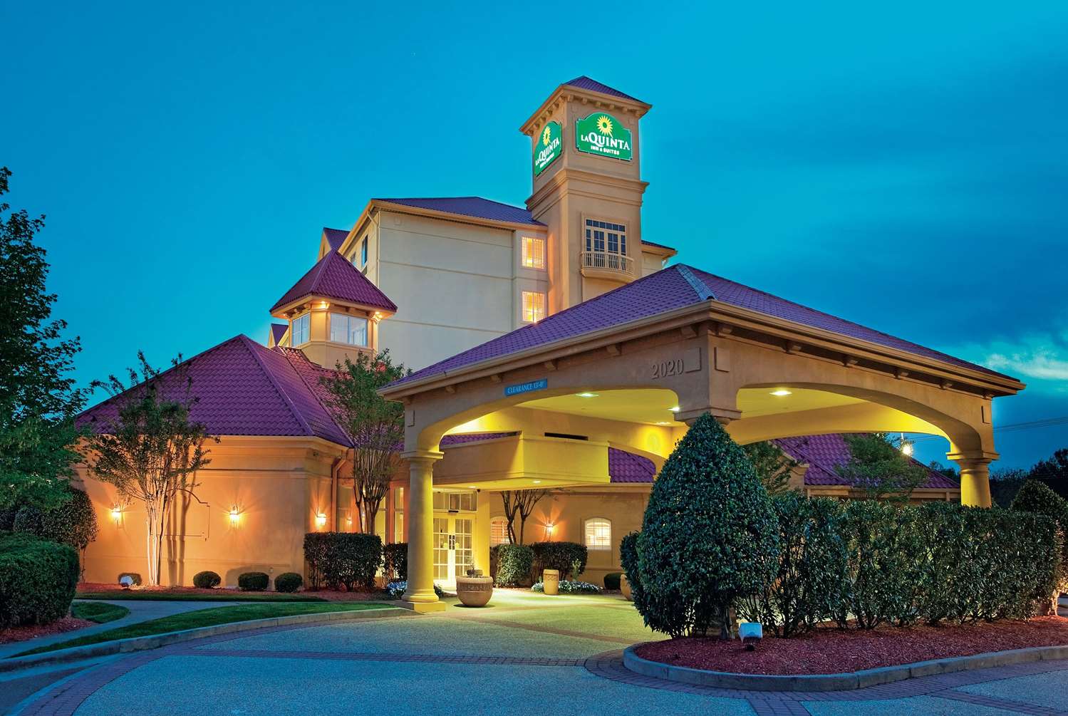 La Quinta Inn Suites Winston Salem 2/64