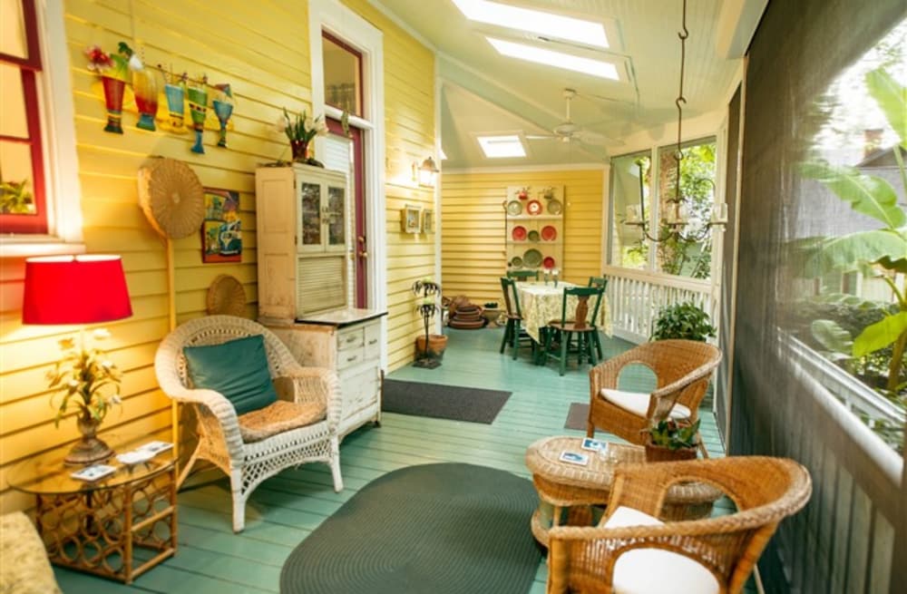 Sugar Magnolia Bed & Breakfast 12/34