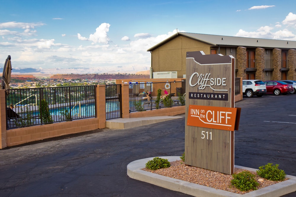 Inn on the Cliff 3/45