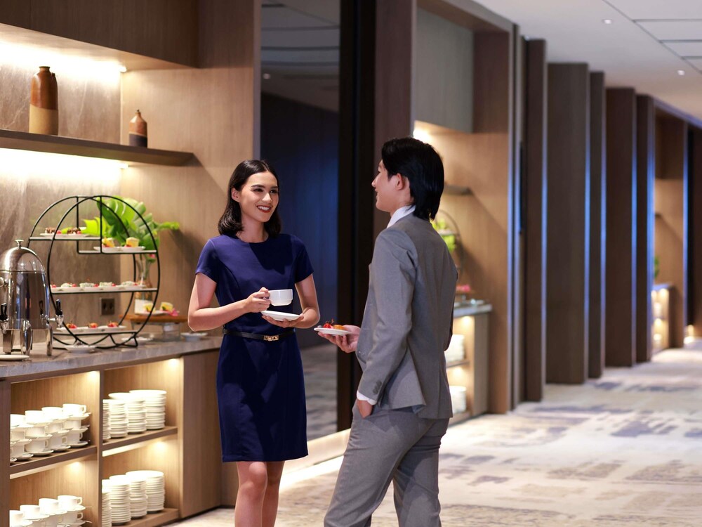Grand Mercure Maha Cipta Medan Angkasa 7/69